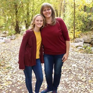 Meet your Posher, Monique